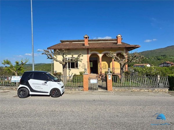 casa indipendente in vendita a Piegaro