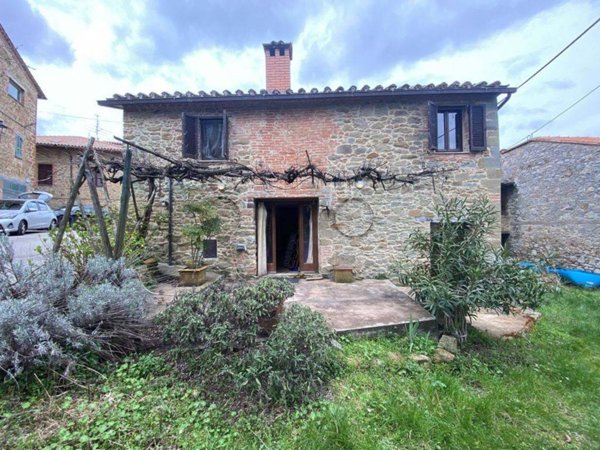 casa indipendente in vendita a Piegaro