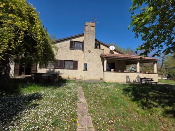 casa indipendente in vendita a Piegaro in zona Cibottola