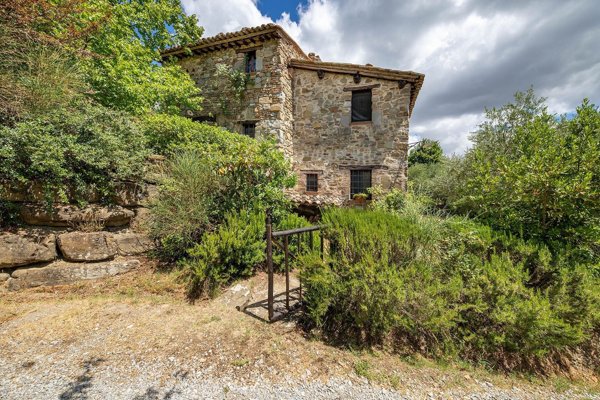 casale in vendita a Piegaro