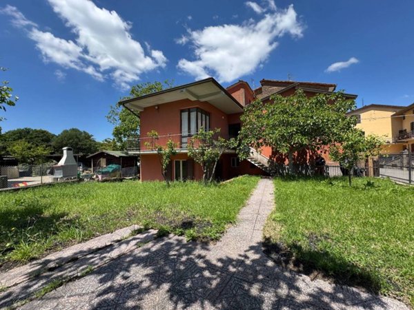 casa indipendente in vendita a Piegaro in zona Pratalenza
