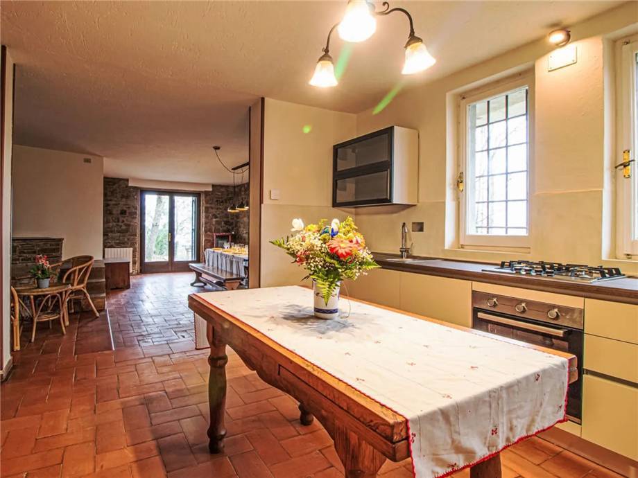 casa indipendente in vendita a Piegaro in zona Pratalenza
