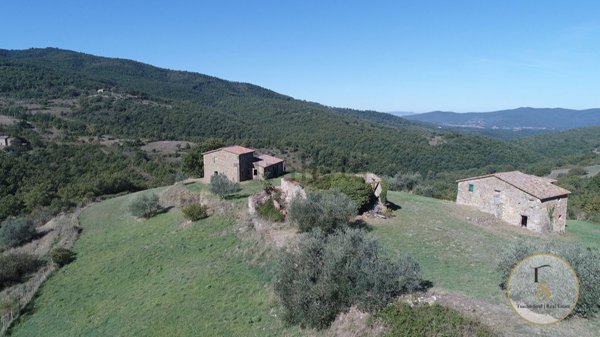 casale in vendita a Piegaro