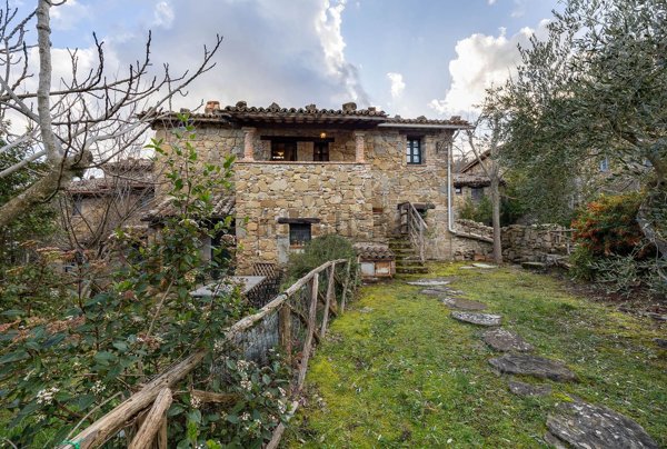quadrivano in vendita a Piegaro