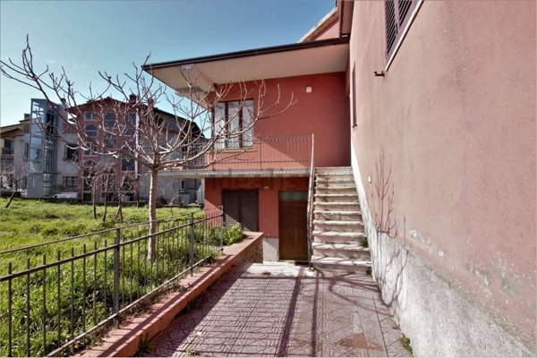 appartamento in vendita a Piegaro in zona Pratalenza