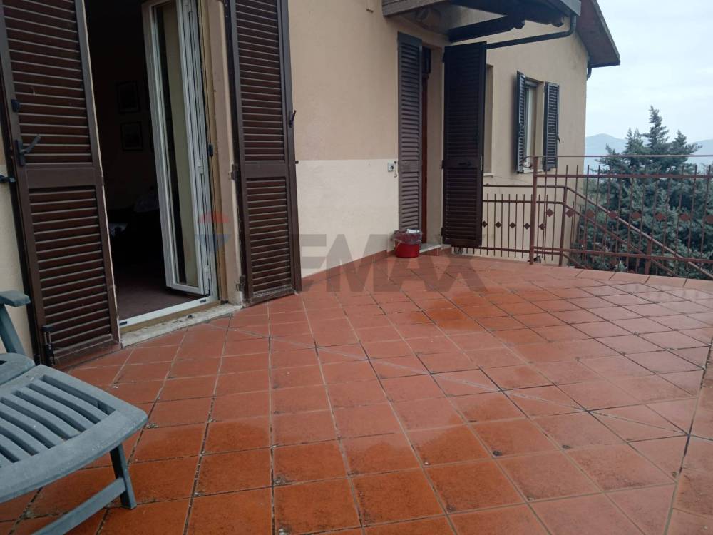 casa indipendente in vendita a Piegaro in zona Castiglion Fosco