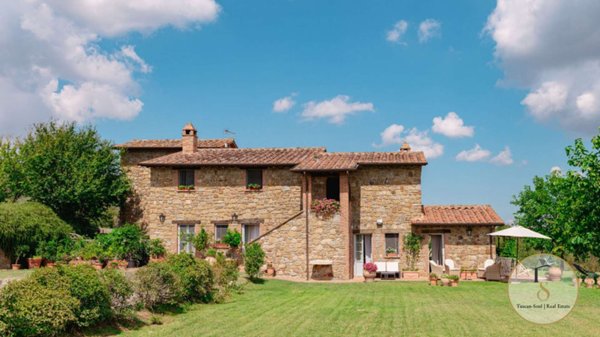 casale in vendita a Piegaro