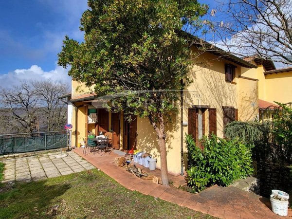 appartamento in vendita a Pietralunga