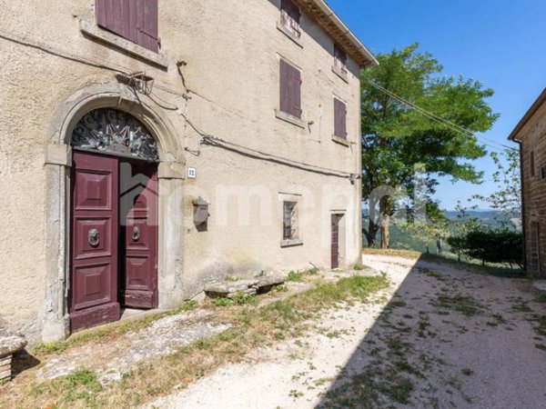 casa indipendente in vendita a Pietralunga