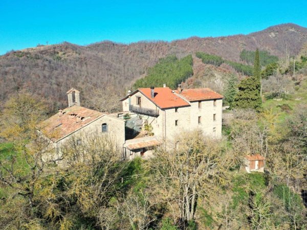 casa indipendente in vendita a Pietralunga