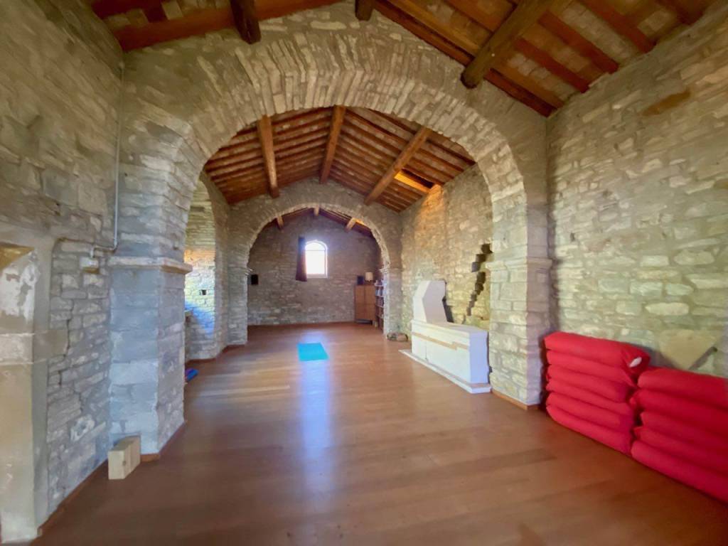 casa indipendente in vendita a Pietralunga