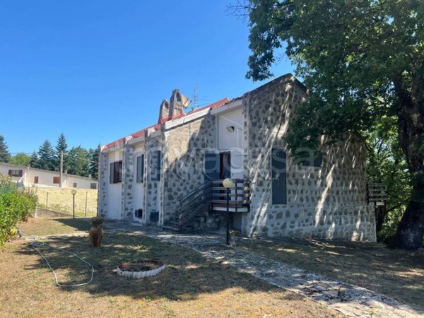casa indipendente in vendita a Pietralunga
