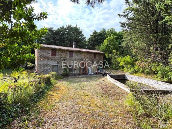 casa indipendente in vendita a Pietralunga
