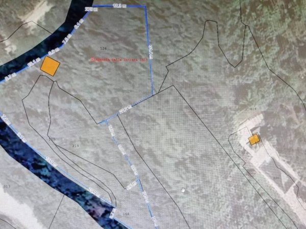 casa indipendente in vendita a Pietralunga