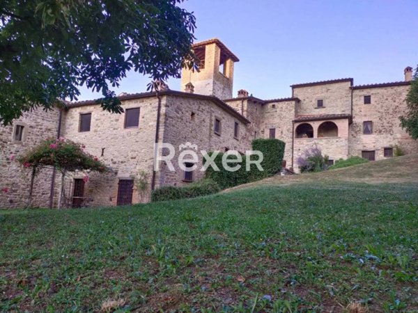 casa indipendente in vendita a Pietralunga