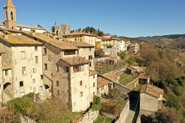 casa indipendente in vendita a Pietralunga