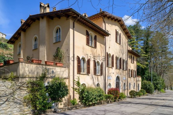 casa indipendente in vendita a Pietralunga