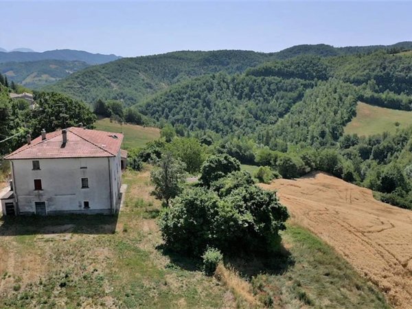 casa indipendente in vendita a Pietralunga
