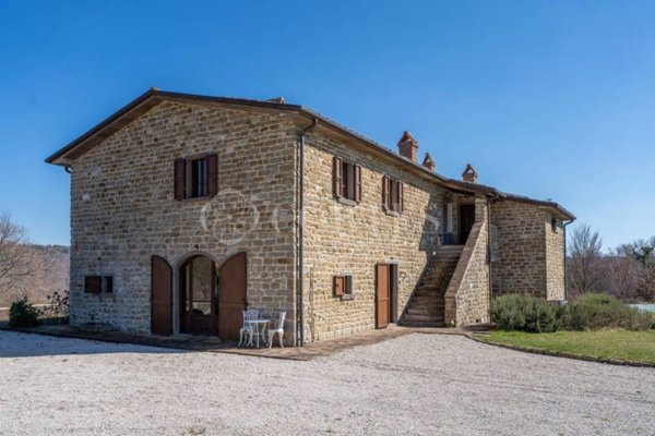 casa indipendente in vendita a Pietralunga