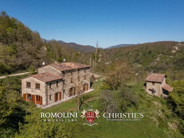 casa indipendente in vendita a Pietralunga