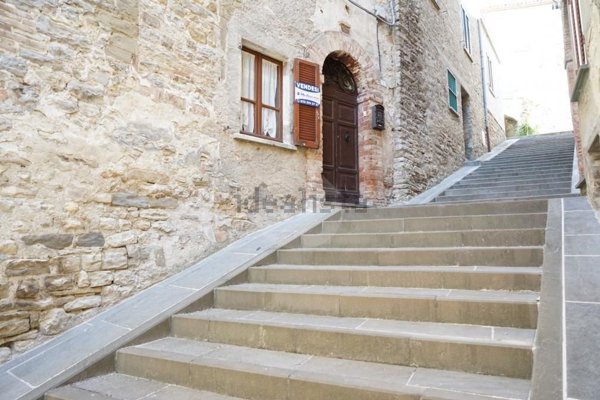 appartamento in vendita a Pietralunga in zona Pieve de' Saddi