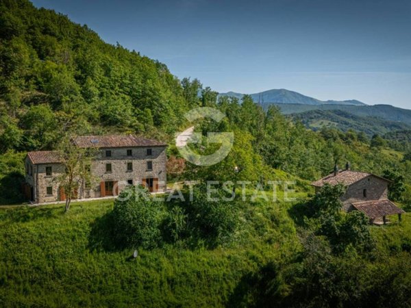 casa indipendente in vendita a Pietralunga