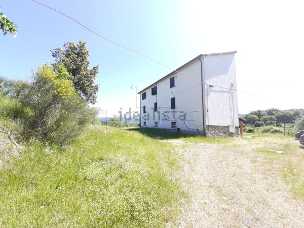 casa indipendente in vendita a Pietralunga in zona San Biagio