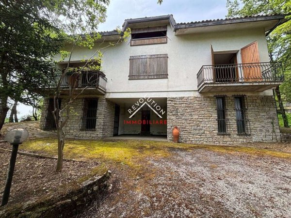 casa indipendente in vendita a Pietralunga in zona Pieve de' Saddi