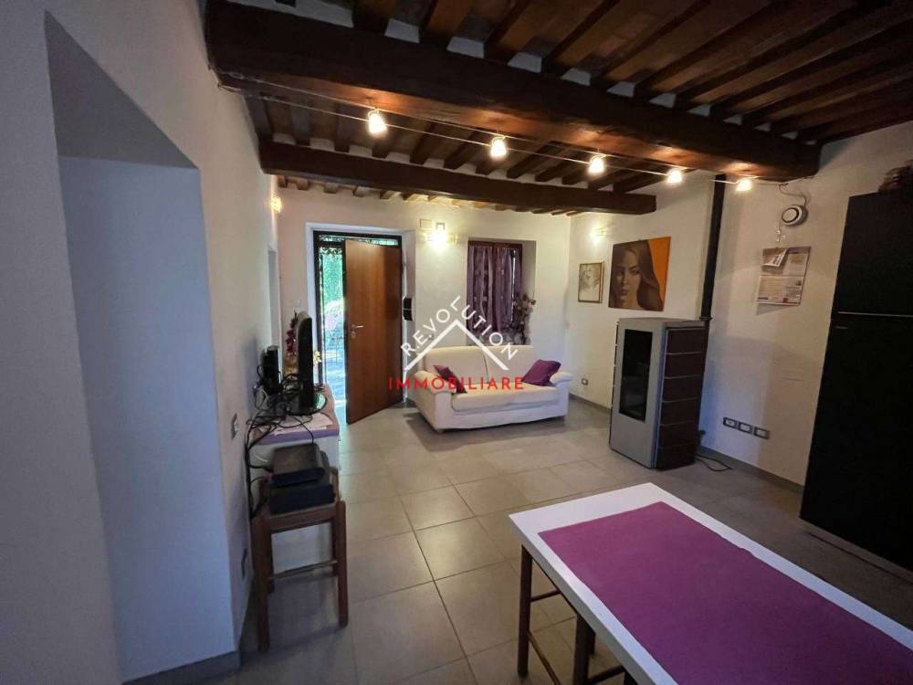 casa indipendente in vendita a Pietralunga in zona Pieve de' Saddi