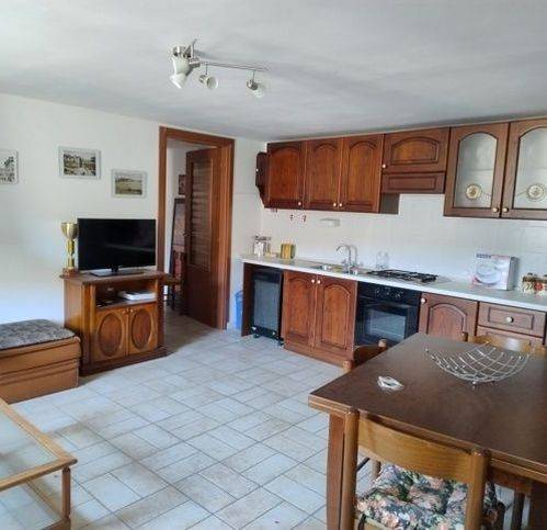 appartamento in vendita a Preci in zona Montebufo