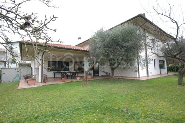 casa indipendente in vendita a San Giustino