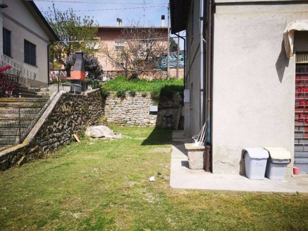 casa indipendente in vendita a San Giustino in zona Celalba