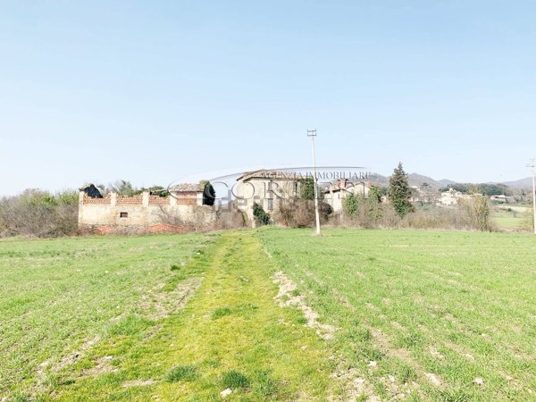 casale in vendita a San Giustino in zona Selci/Lama
