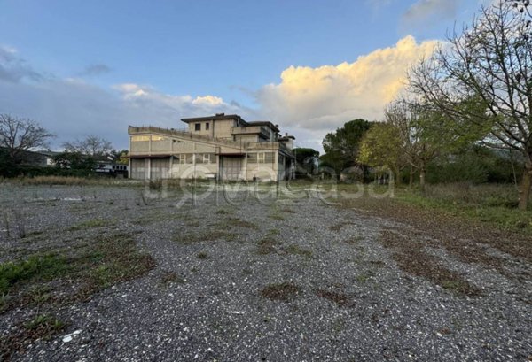 negozio in vendita a San Giustino