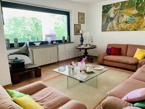 casa indipendente in vendita a San Giustino