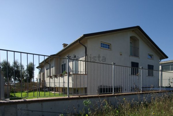 casa indipendente in vendita a San Giustino in zona Selci/Lama