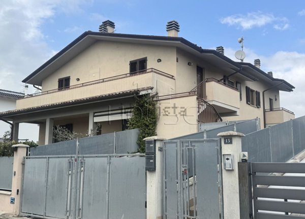 appartamento in vendita a San Giustino in zona Selci/Lama
