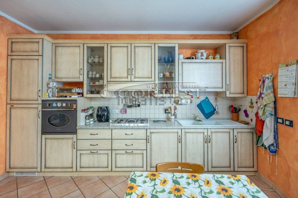casa indipendente in vendita a San Giustino in zona Selci/Lama