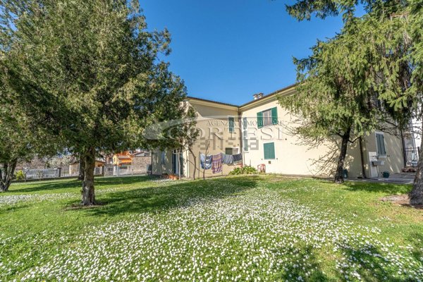 casa indipendente in vendita a San Giustino in zona Selci/Lama