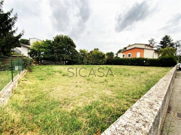 terreno edificabile in vendita a San Giustino