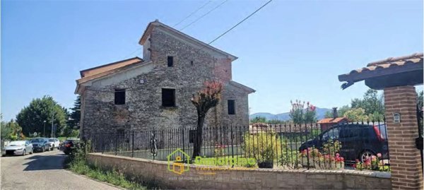 appartamento in vendita a San Giustino in zona Selci/Lama