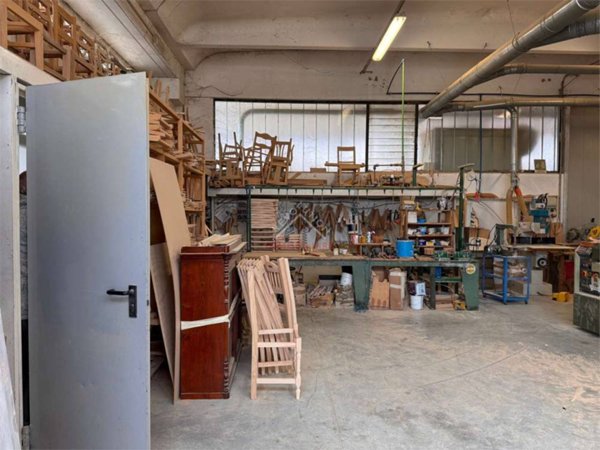 intera palazzina in vendita a San Giustino in zona Selci/Lama