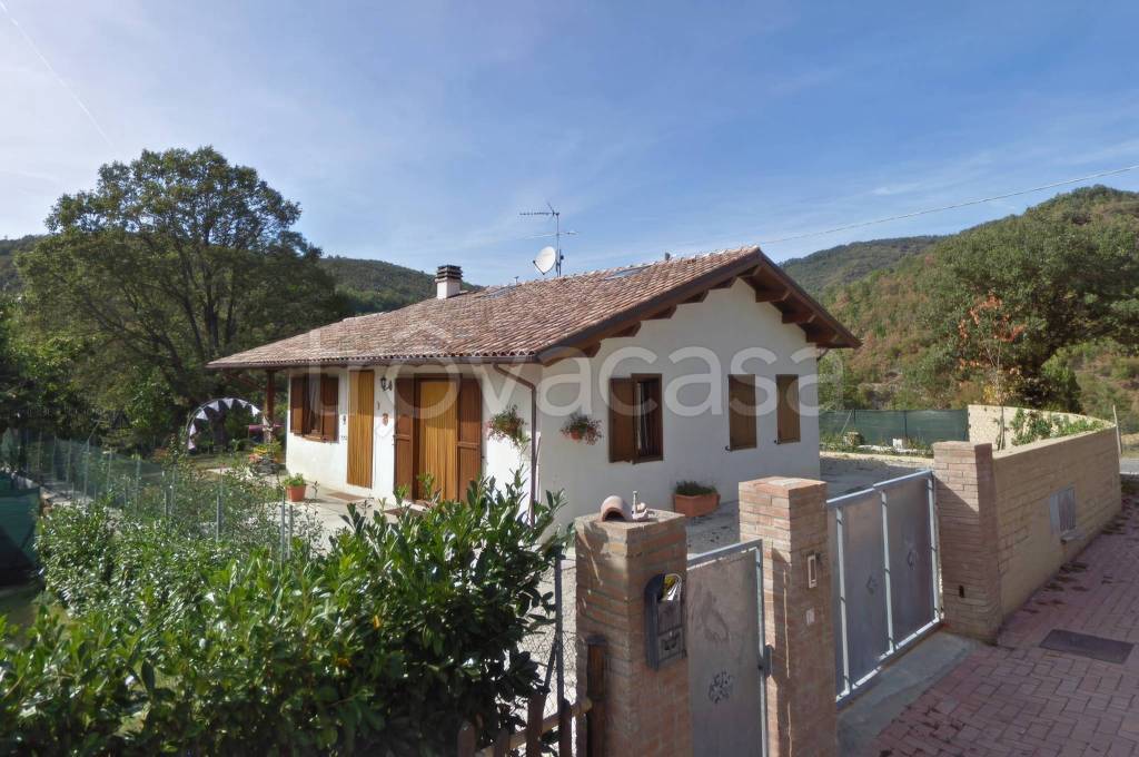casa indipendente in vendita a San Giustino