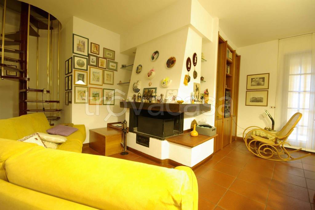 casa indipendente in vendita a San Giustino in zona Selci/Lama