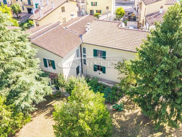 appartamento in vendita a San Giustino in zona Selci/Lama