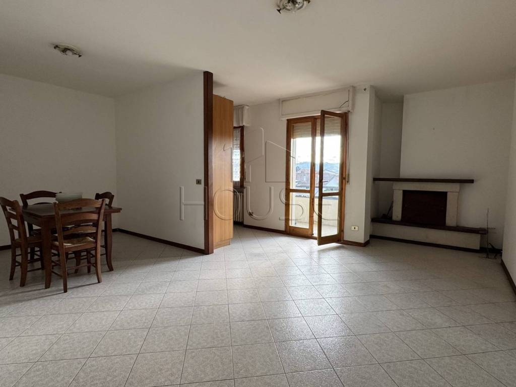 appartamento in vendita a San Giustino in zona Selci/Lama