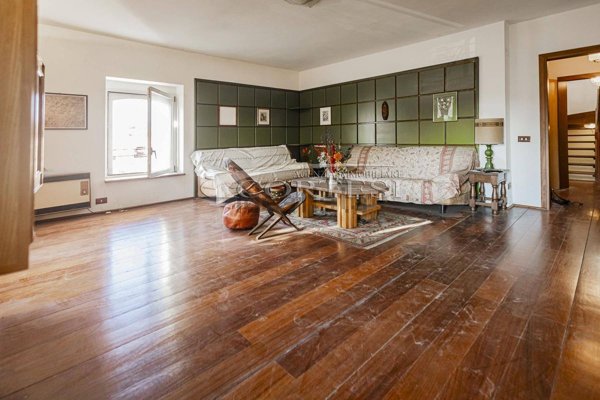 casa indipendente in vendita a San Giustino