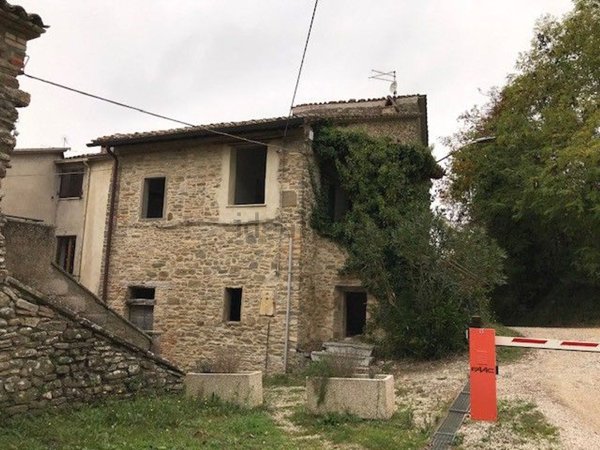 appartamento in vendita a San Giustino in zona Selci/Lama