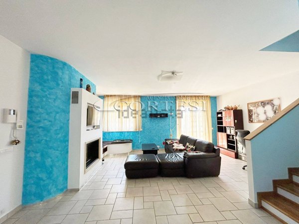 casa indipendente in vendita a San Giustino