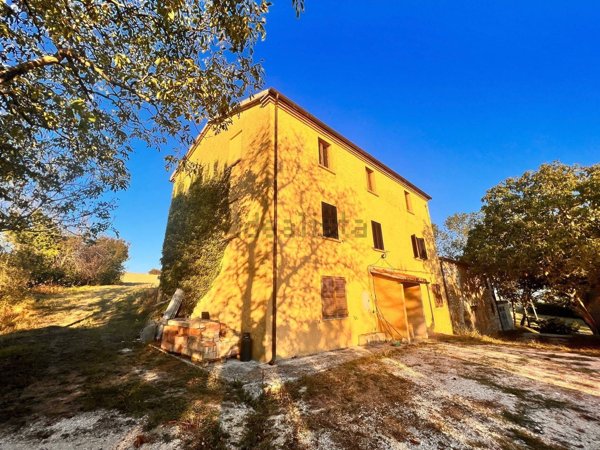 casale in vendita a San Giustino